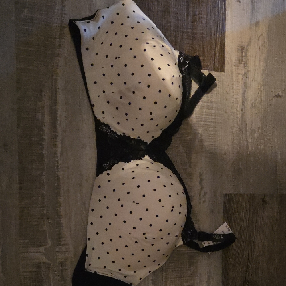 torrid Black & White Polka Dot Lace T-Shirt Bra
